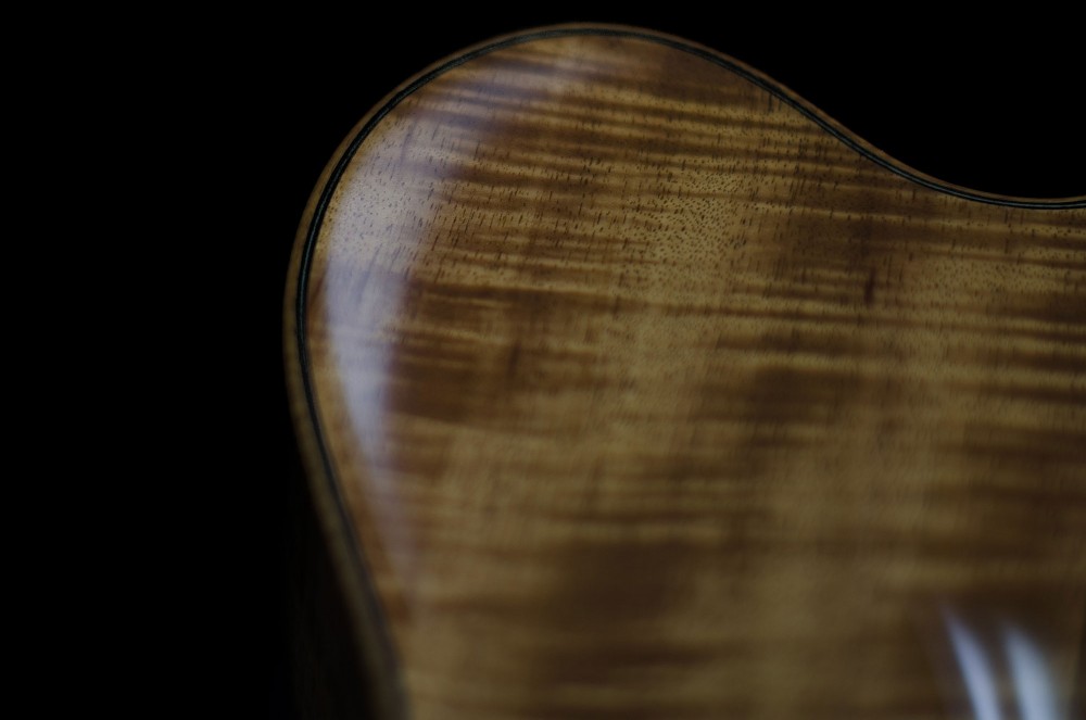 Hancock Guitars 20th Anniversary – Detail of Binding & Purfling