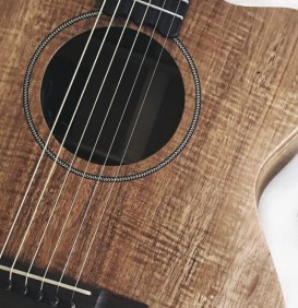 OM Cutaway Guitar – Queensland Blackwood